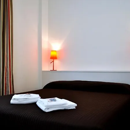 Bb Hotels Aparthotel Bocconi-3
